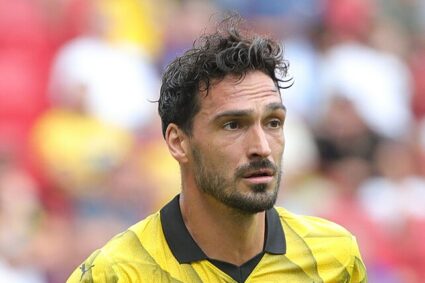 Hummels persists in his social media sarcasm: a ‘like’ appears for the man who assesses the benches.