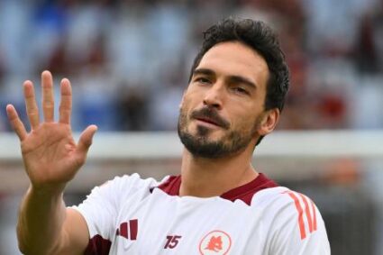 Rome reports only a muscle strain for Hummels. Speculation about two major signings in January is already rife.